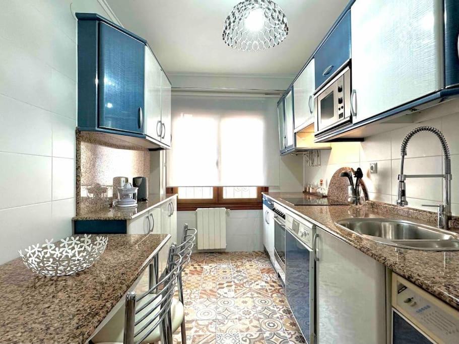 Apartamento En El Casco Antiguo 카스트로우르디알레스 외부 사진